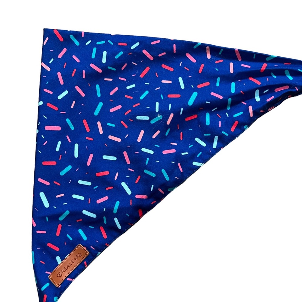 Releaf dog Bandana sprinkle birthday